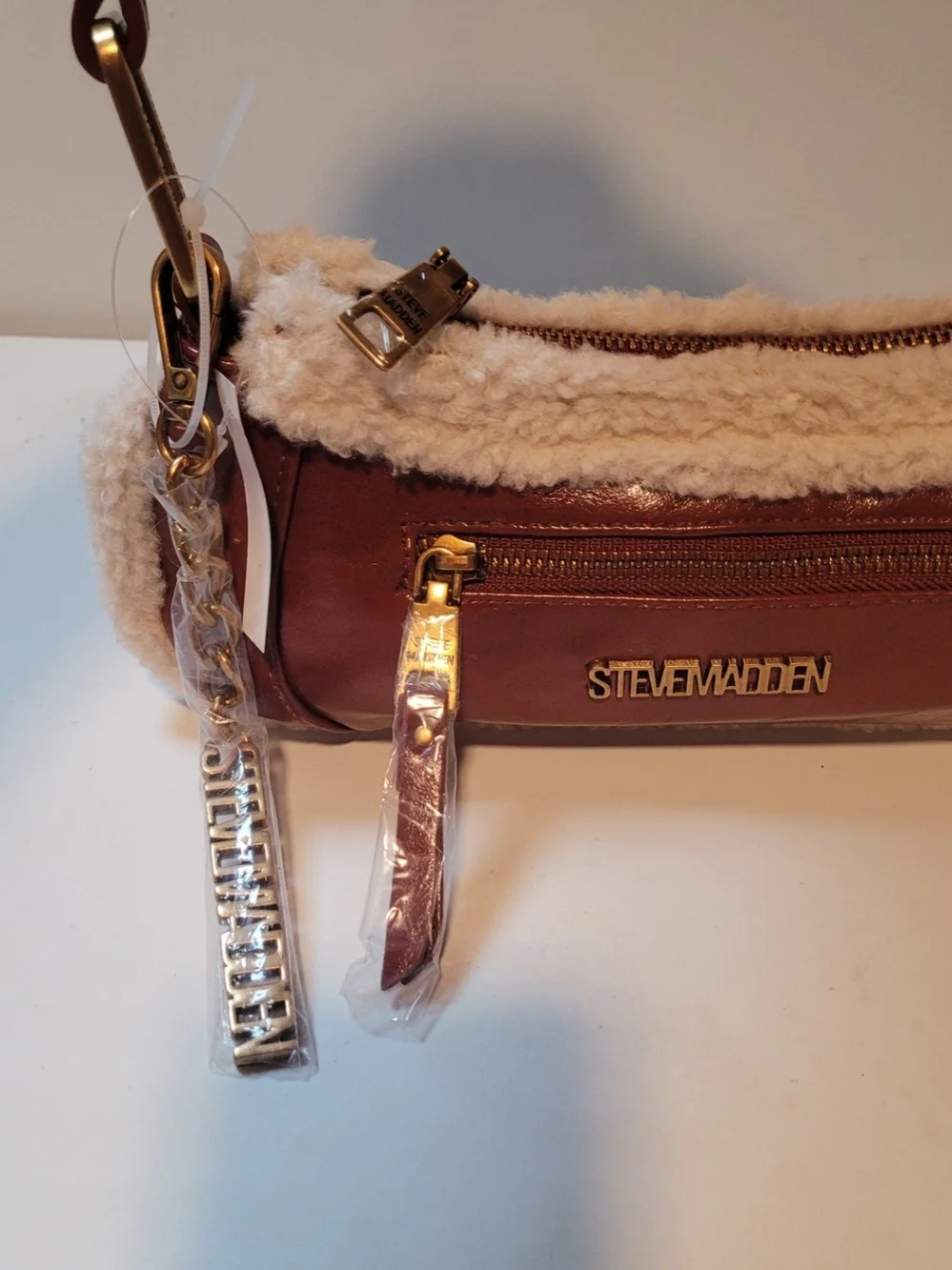 Steve Madden Chestnut Brown Leather Shoulder Bag with Cream Shearling Trim
